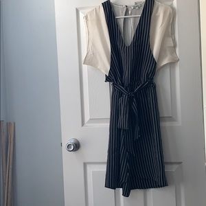 Black & white striped dress w sheer white sleeves